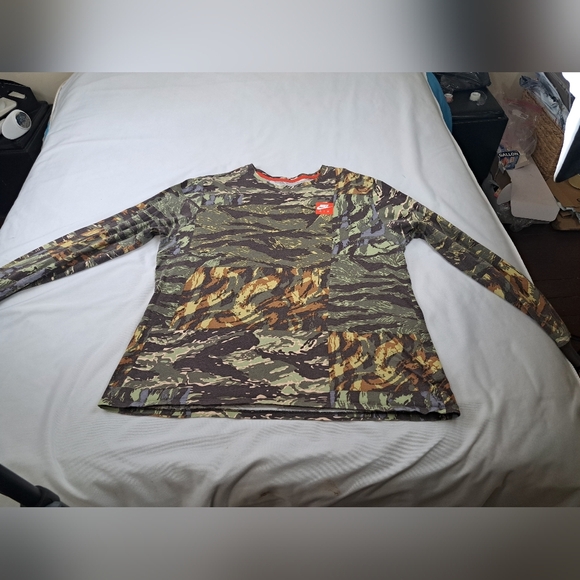 Nike Tiger Camouflage Cotton Long Sleeve Mens  Shirt Size XXL - Picture 8 of 12